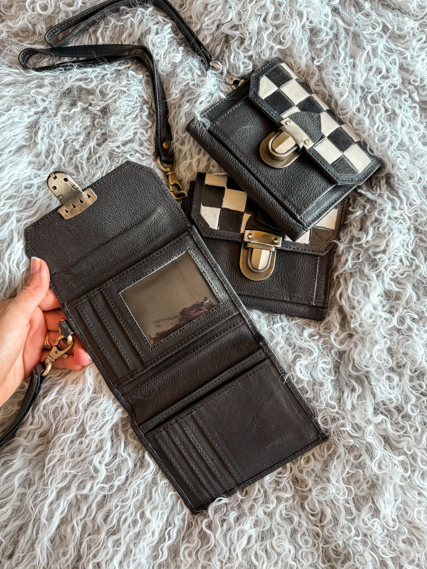 Checked Out Wallet