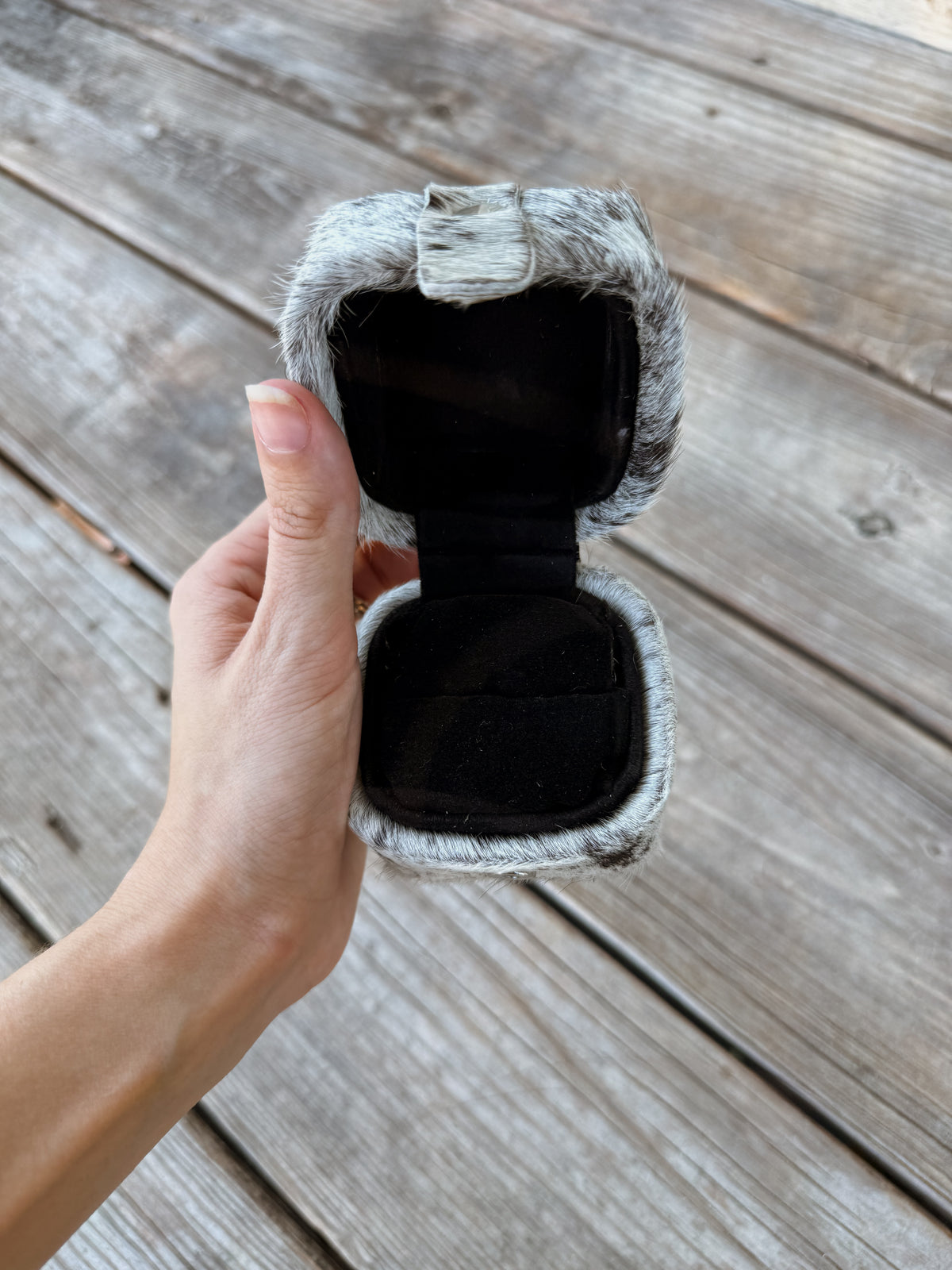 Tooled x Cowhide Ring Box
