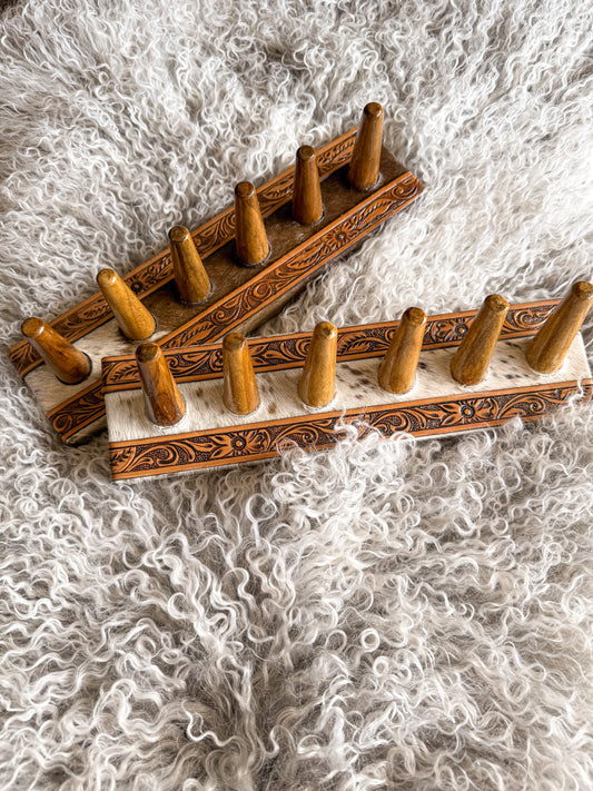Tooled Cowhide Ring Display