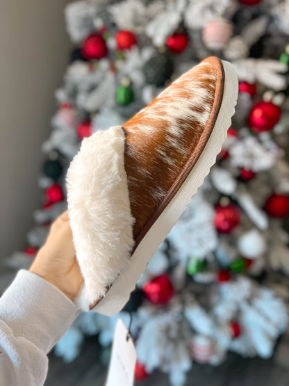 Alamosa Cowhide Slippers