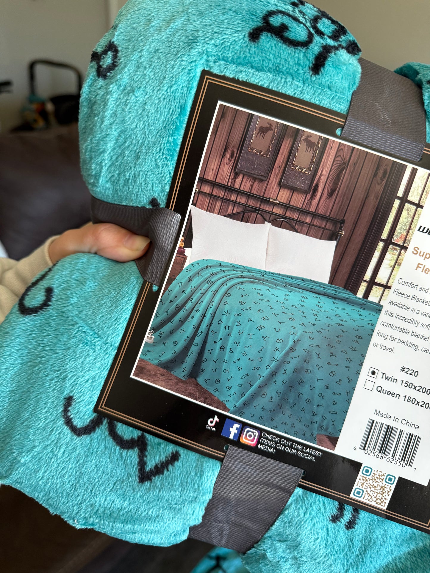 Twin Size Throw Blankets