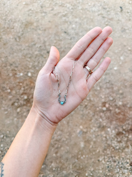Horseshoe Dainty Necklace