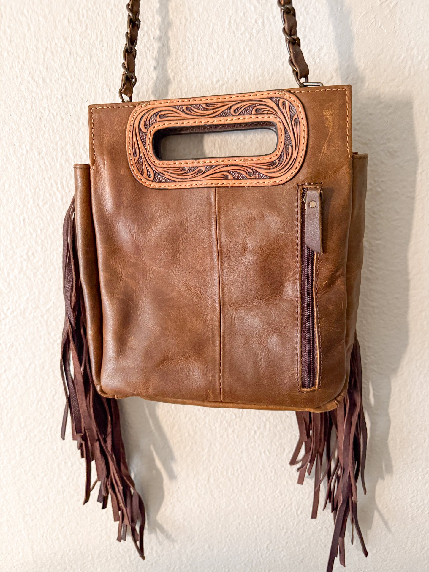 Dally Crossbody