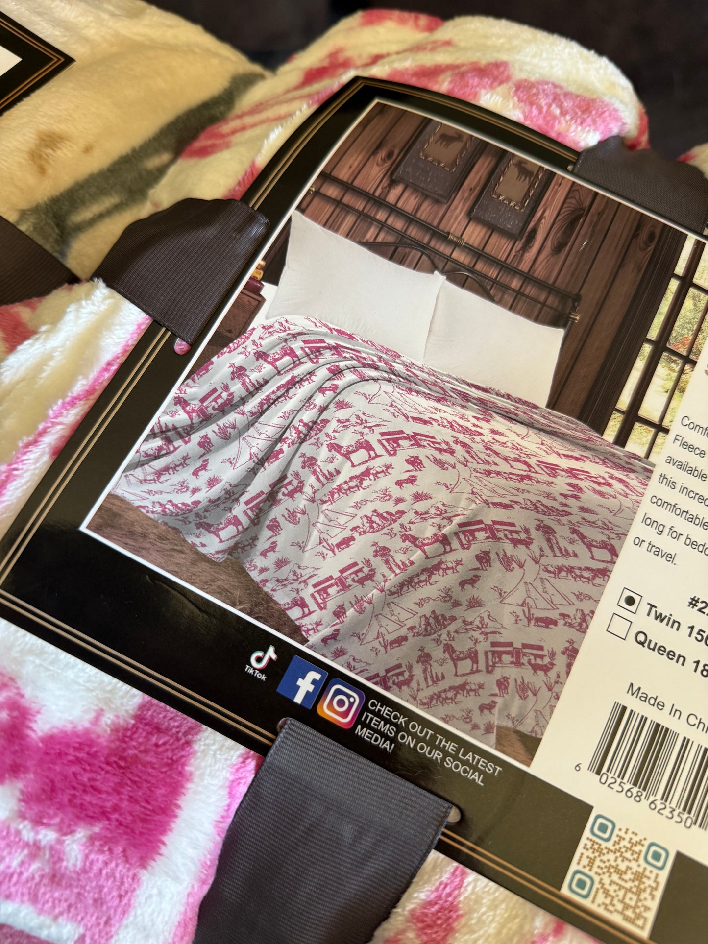 Twin Size Throw Blankets