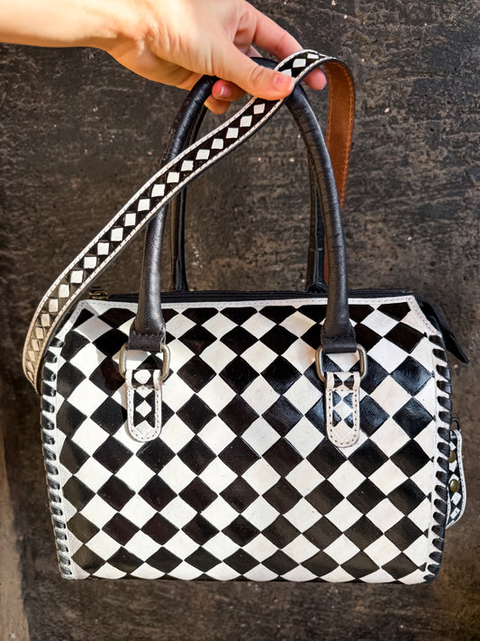 Checkered Speedy